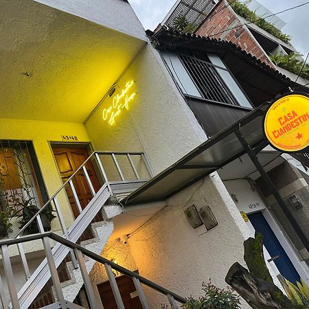Casa Clandestina Guest House เมเดยิน ภายนอก รูปภาพ