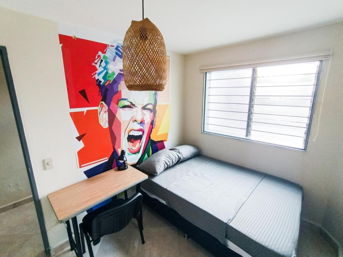 Casa Clandestina Guest House เมเดยิน ภายนอก รูปภาพ