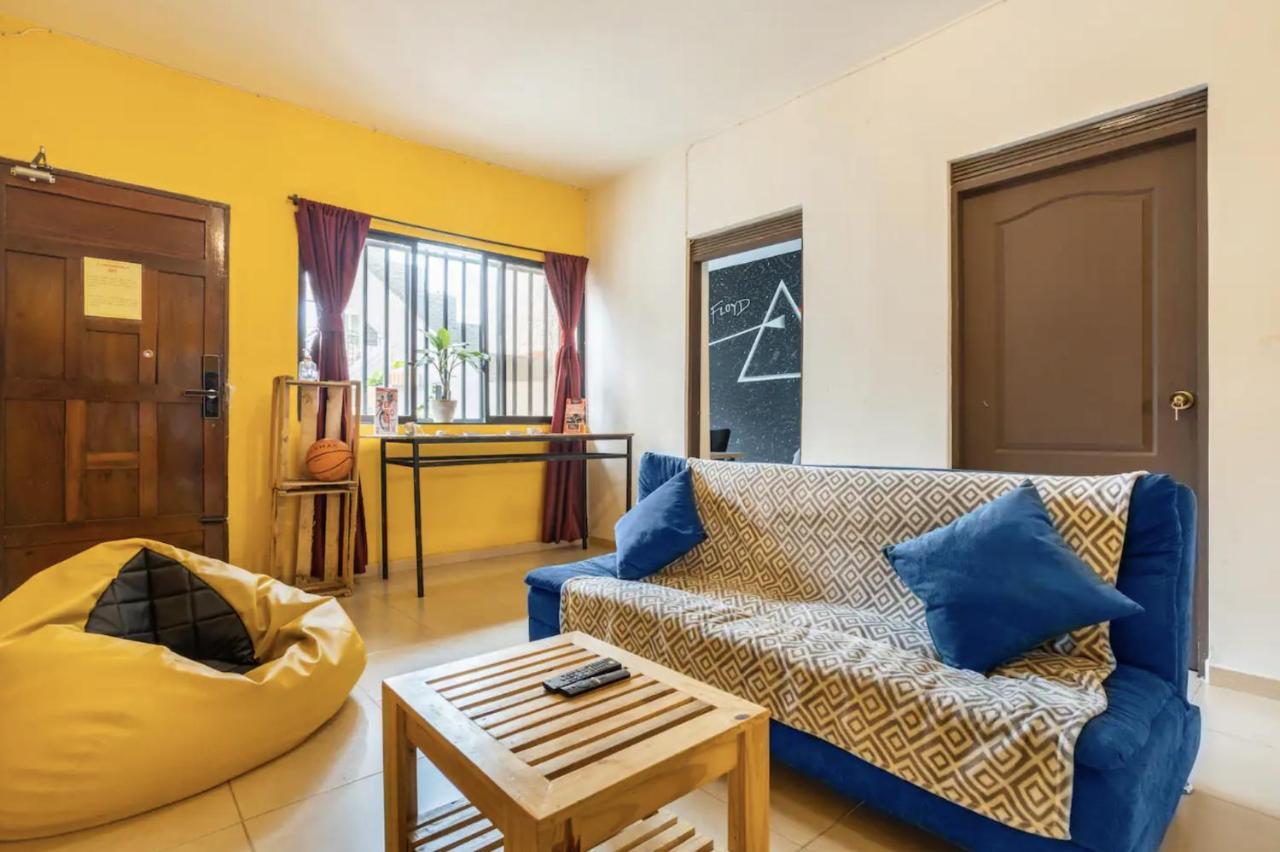 Casa Clandestina Guest House เมเดยิน ภายนอก รูปภาพ