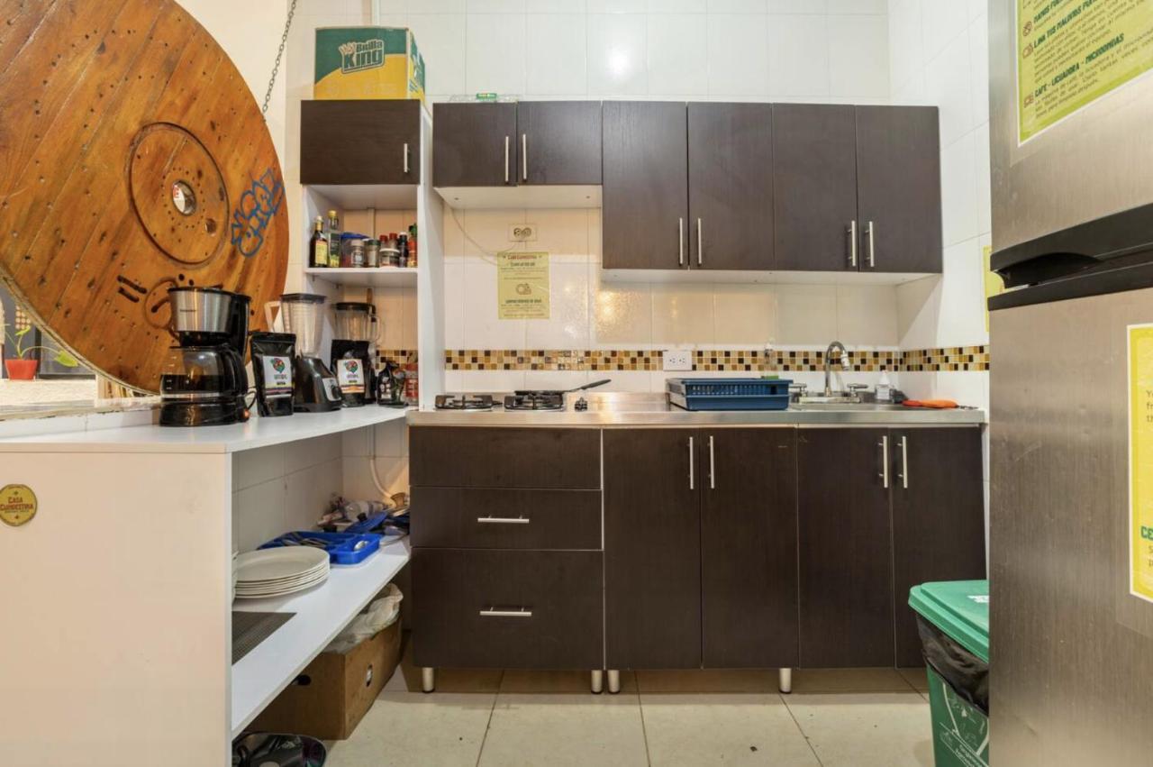 Casa Clandestina Guest House เมเดยิน ภายนอก รูปภาพ